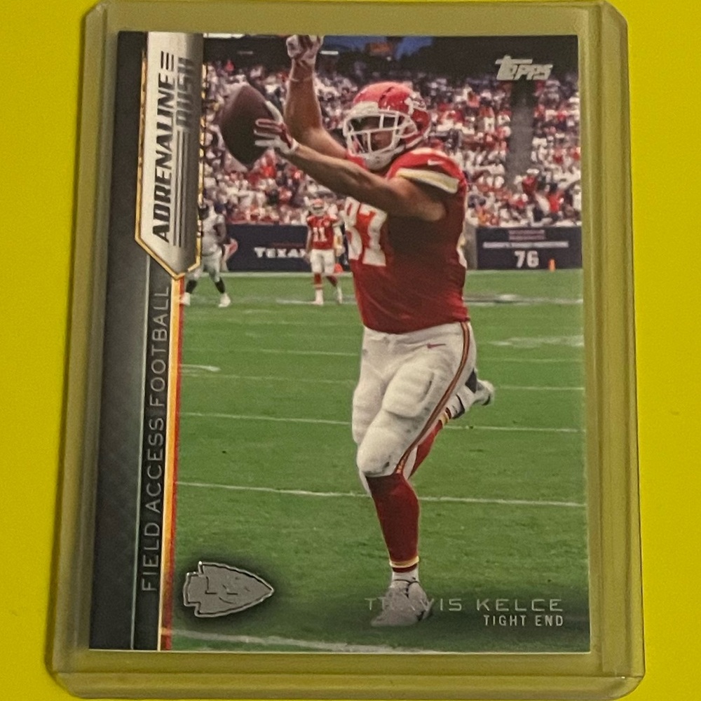 Travis Kelce #ARA-TK 2015 Topps [Field Access Adrenaline Rush] Football Card
